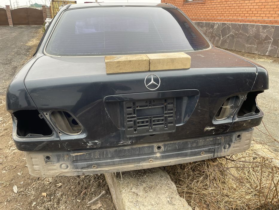 На запчаси мерс w210