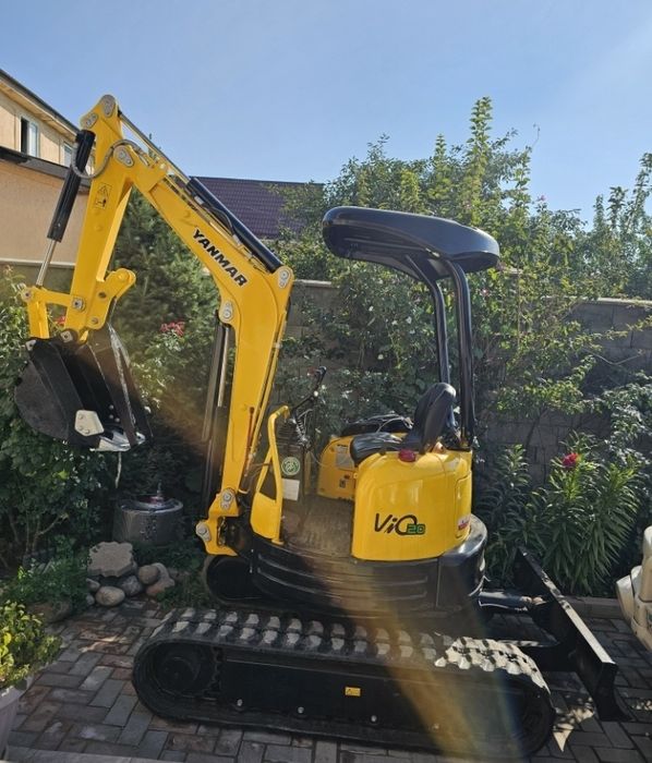 Экскаватор yanmar vio 20