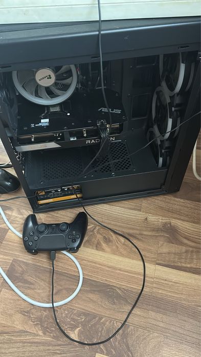 Pc gaming rx 6600xt i3 10100f