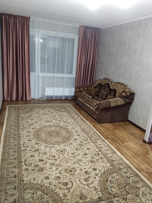 продам 1 комн квартиру в центре