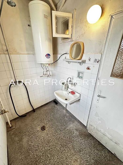 Продава се Тристаен апартамент в Разград, Житница - 90 кв.м за 1179 €/кв.м - Снимка #3