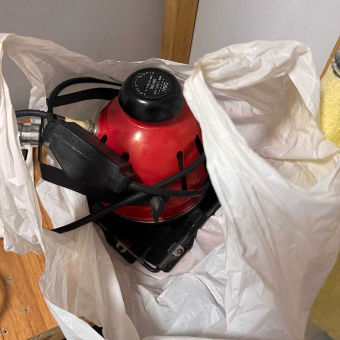 DSH-800 лампа для видеосьемки. несправно. подойдет для декора