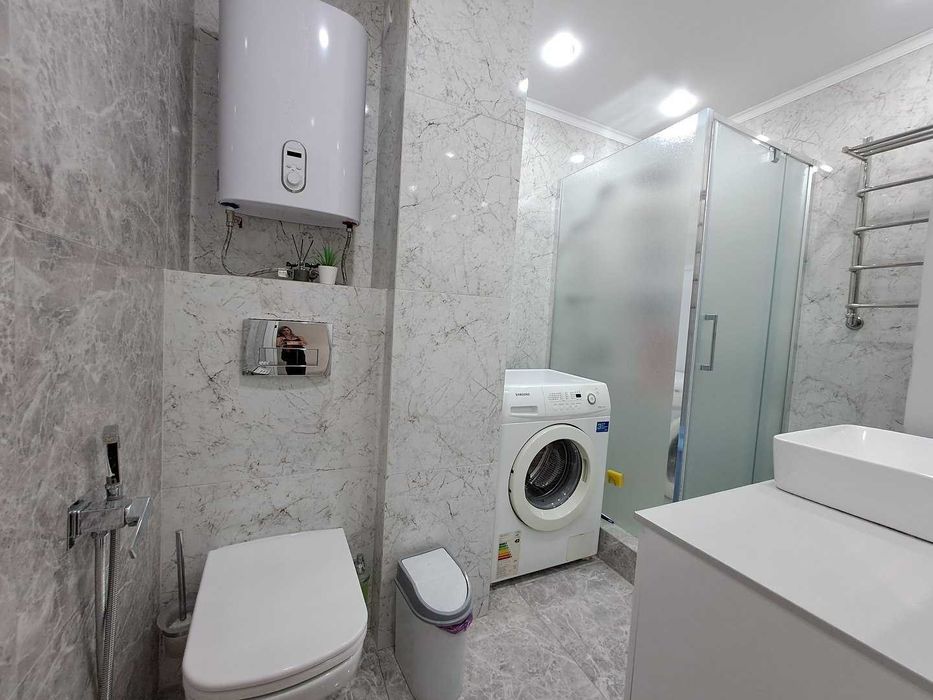 Продам 3 ком кв центре