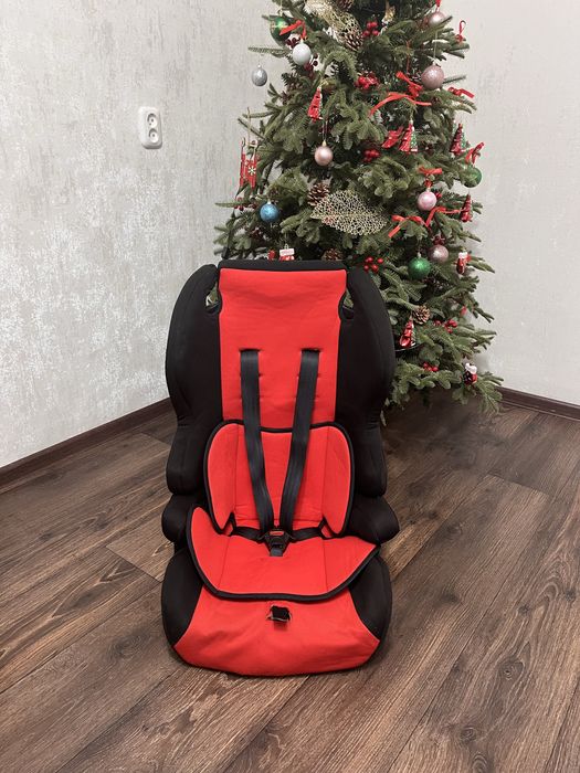 Продам автокресло. Чистое.