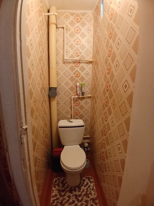 Продам 4 комнатную квартиру