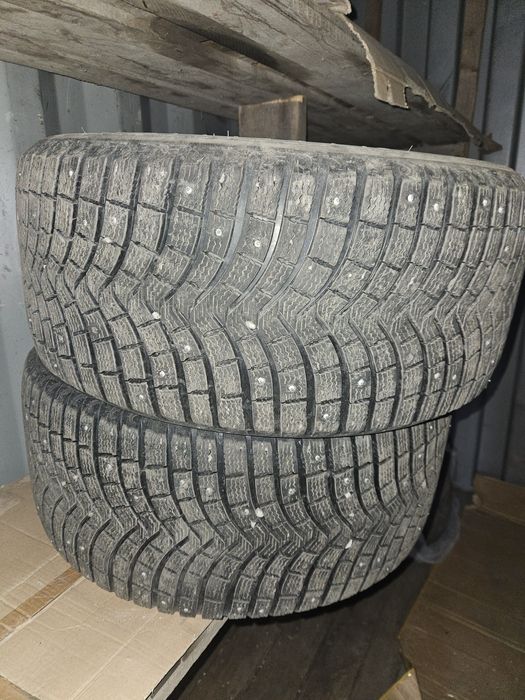 Продам  резину отличное состояние