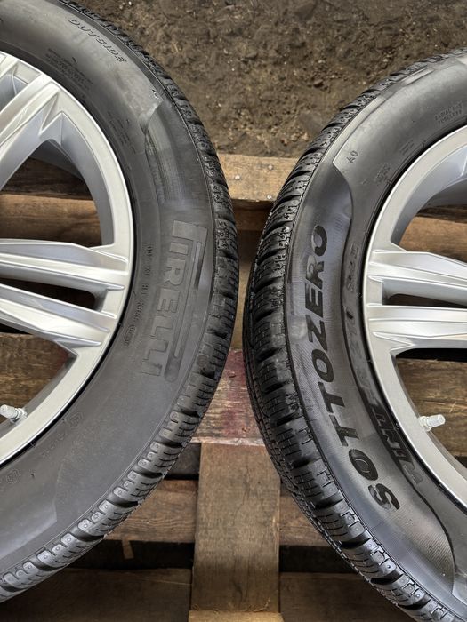 # Jante originale NOI Sebring VW Tiguan cu anvelope de iarna 235/55 18