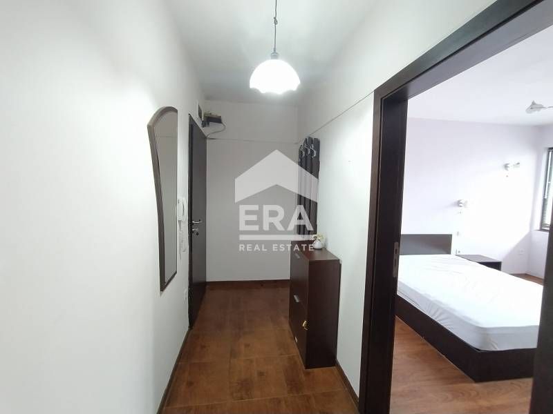 Дава се под наем Двустаен апартамент в Варна, Лятно кино Тракия - 65 кв.м за 332 € - Снимка #6