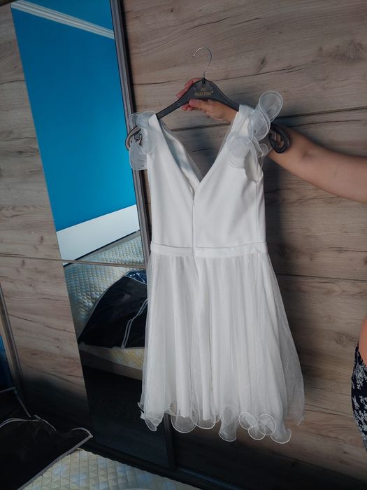 Rochițe albe cu sclipici!