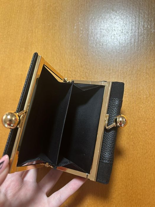 Неизползвани дамски портмонета