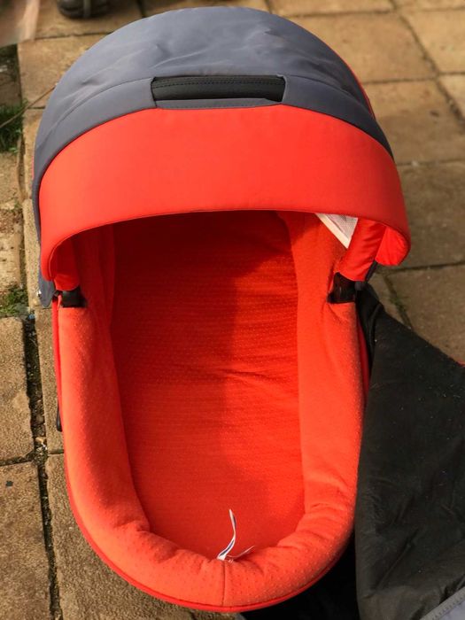 Детска количка buba