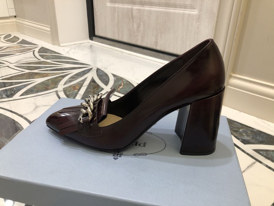 Новые шикарные туфли