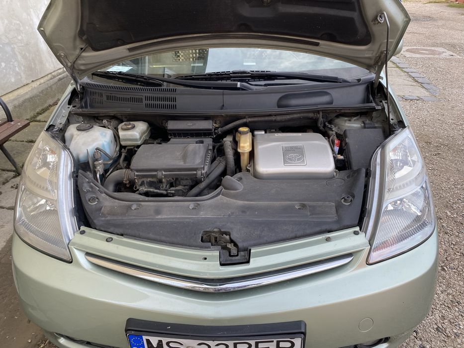Toyota prius hibrid 3400 negociabil