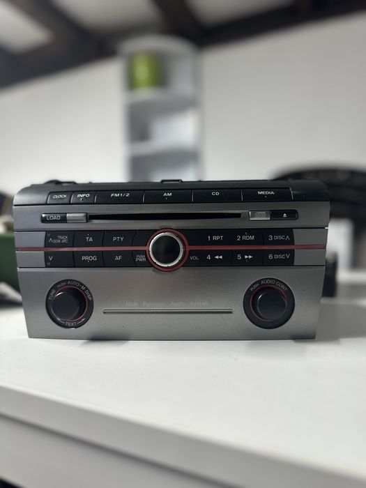 Mazda 3 радио (2004–2009) – оригинално, отлично състояние