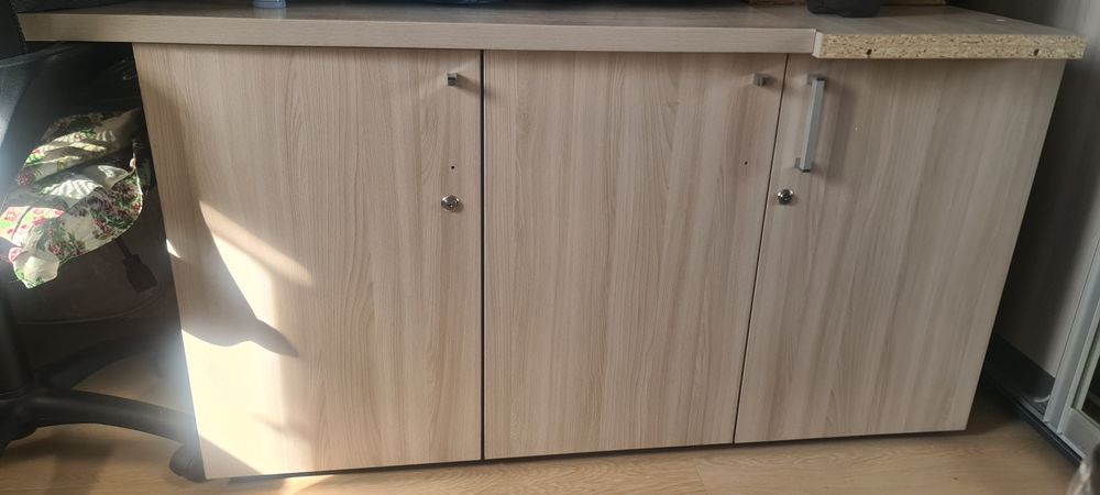 Продам ресепшин б/у