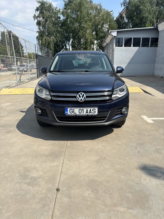 VOLKSWAGEN Tiguan 2012