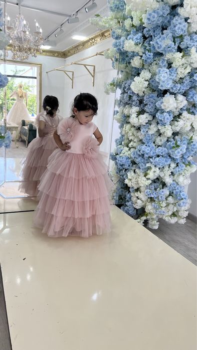 Vecherni koylaklar sotiladi detskilar xam bor