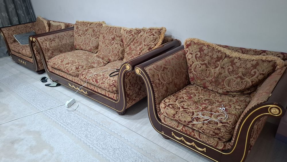 Продается мягкий уголок