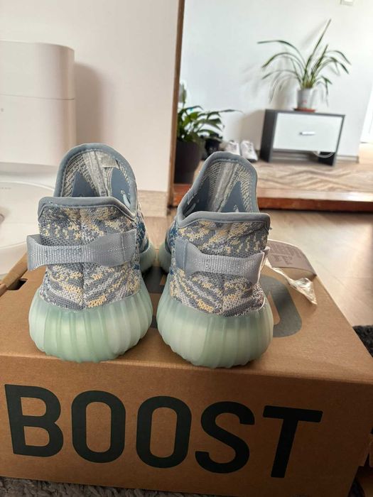yeezy boost 350 v2 Mx Frost Blue noi