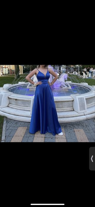 Рокля на Loretti