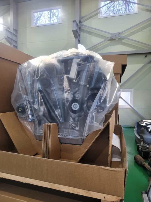 Mercedes Benz V-8 mator yangi