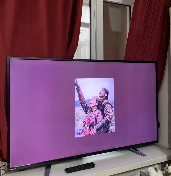 Телевизор Смарт ТВ 140 см