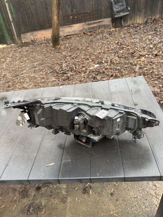 Faruri Renault Megane 4 facelift 2022