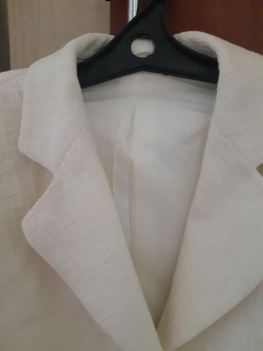 Продам пиджак новый размер 46