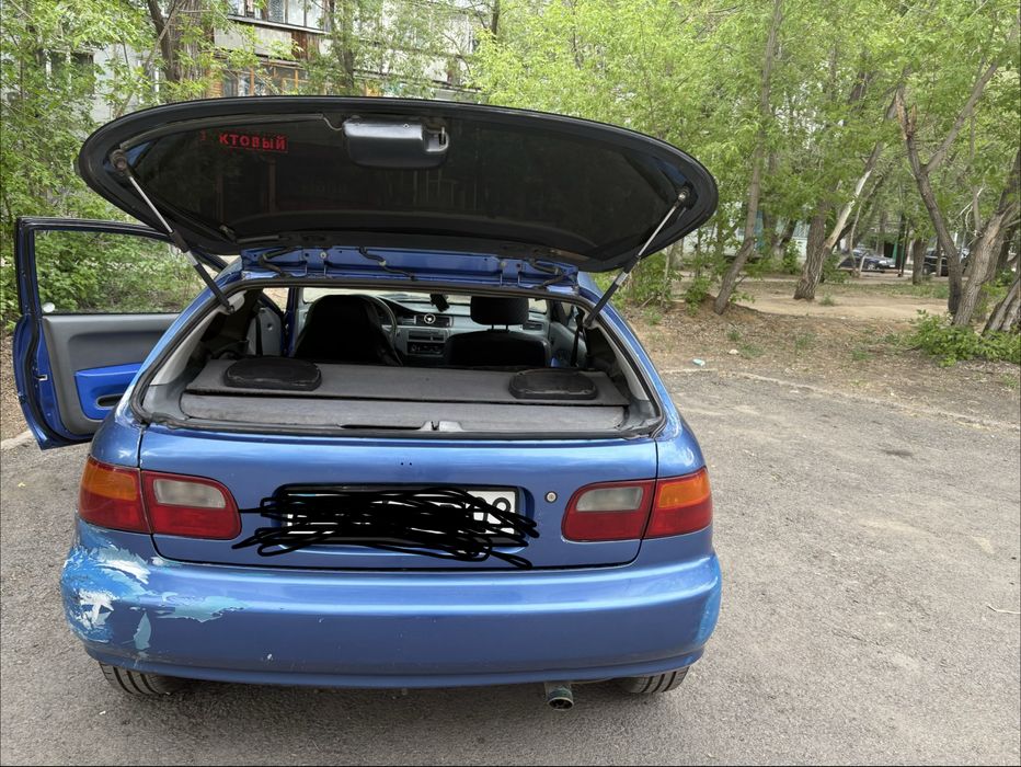 Продам машину honda