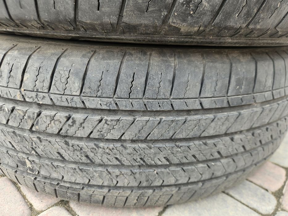 Шины Bridgestone 235/65/18