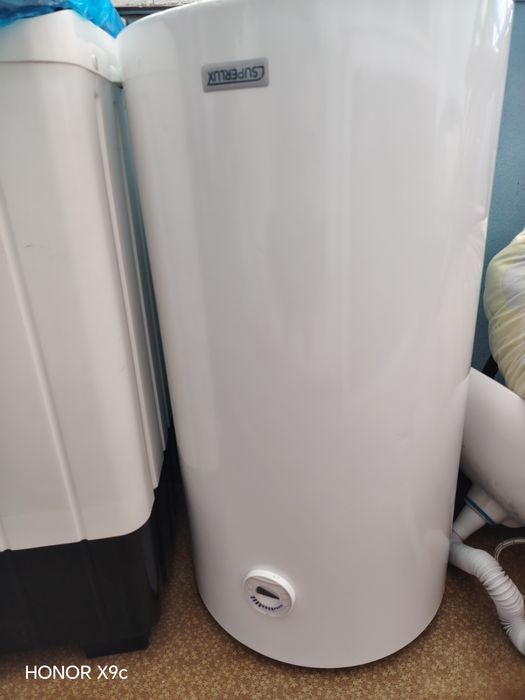 Аристон сотилади