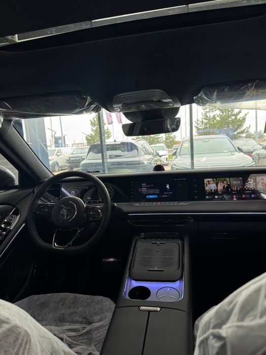 Voyah Free318 nalichi