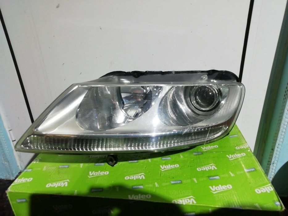 Фар Фарове за Volkswagen Phaeton / Фолксваген Файтон Bi-Xenon.