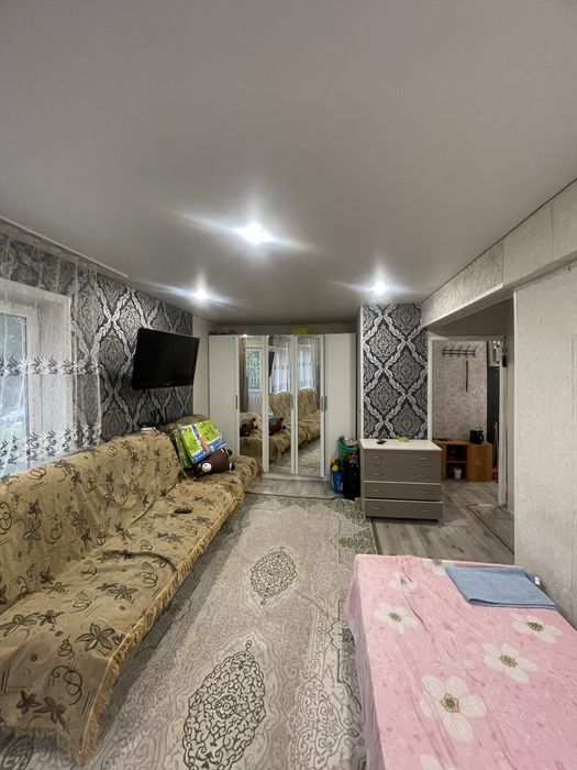 Продам 1,5-ку 12мил