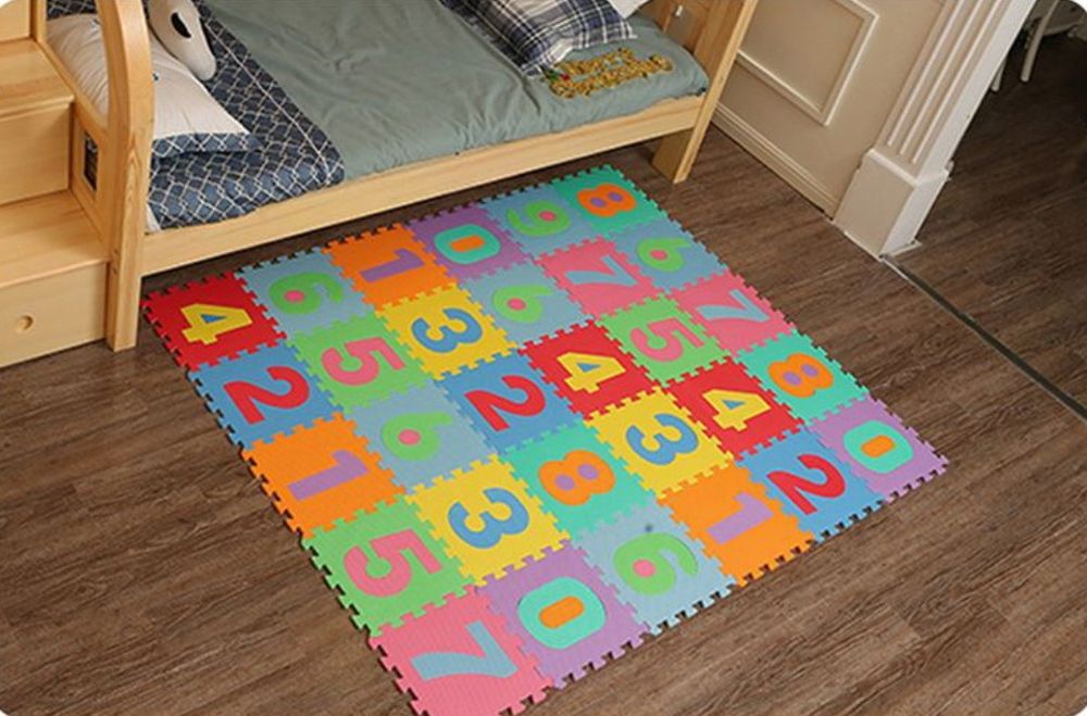 Постелка пъзел за игра 30х30см  10 парчета в пакет