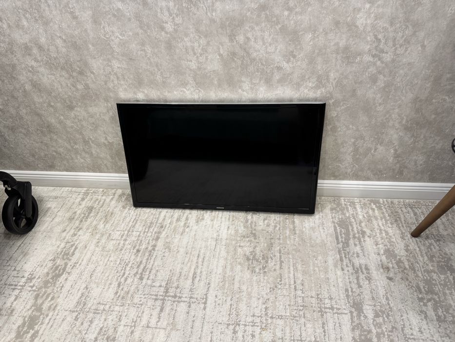 Продам телевизор