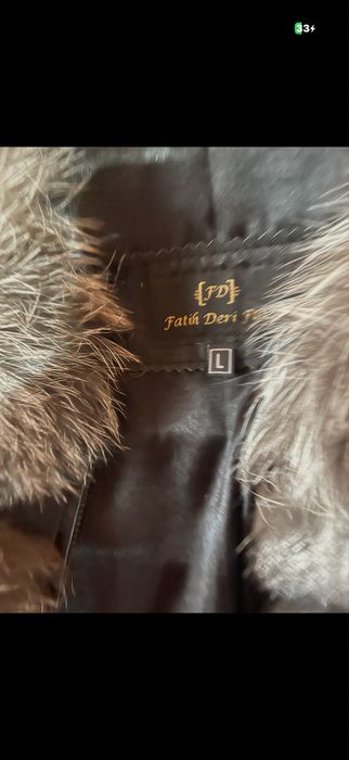 Blana Naturala Marimea este L dar eu port S M si imi vine super