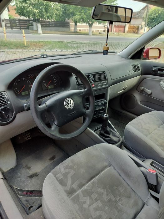 Golf 4 1.4 99.000km