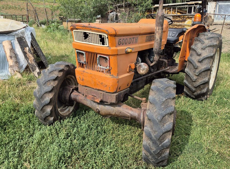 Vând Tractor FIAT!!