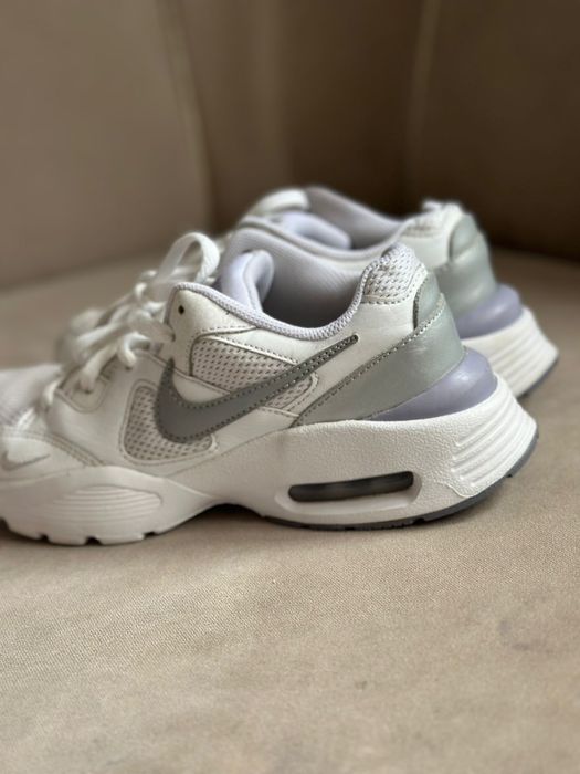 Nike кроссовки Оригинал