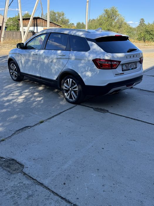 Продам Lada vesta sw cross