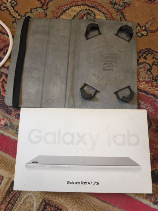 Vând Tableta Samsung Galaxy tab a7 lite!