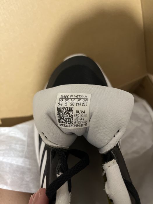 Обувки adidas 38 номер