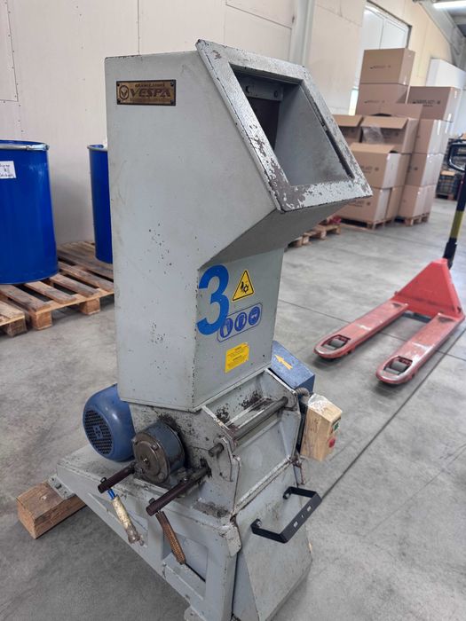Мелница VESPA с мотор Elprom 4 kW