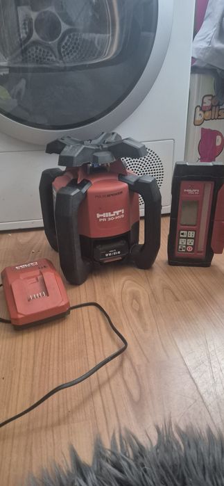 Nivelă laser Hilti pr 30 hvs