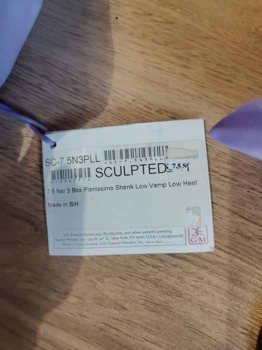 Нови палци Gaynor Minder