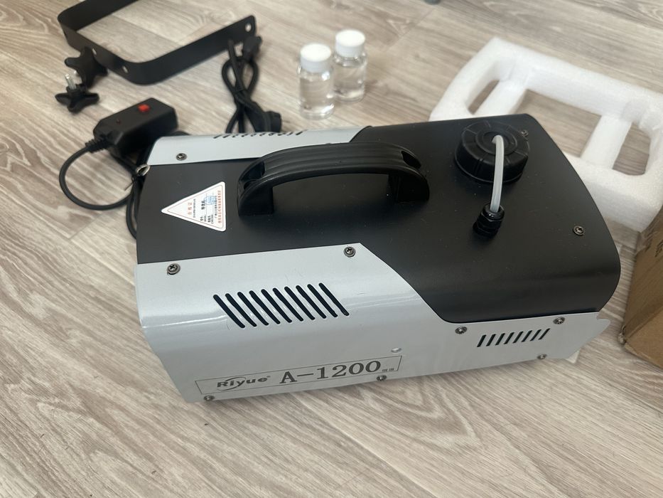 Дым машина fogger 1000w