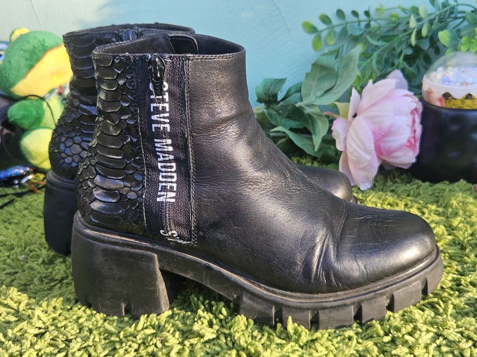 Steve Madden ботуши естествена кожа N38