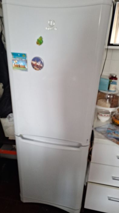 Холодильник Индезит