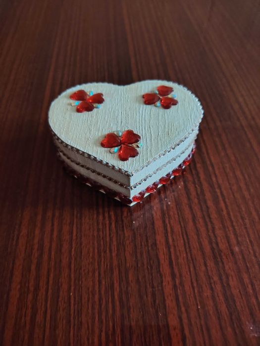 Ръчно изработени кутии за бижута